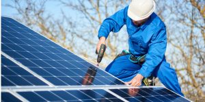 Installation Maintenance Panneaux Solaires Photovoltaïques à La Roque-Baignard